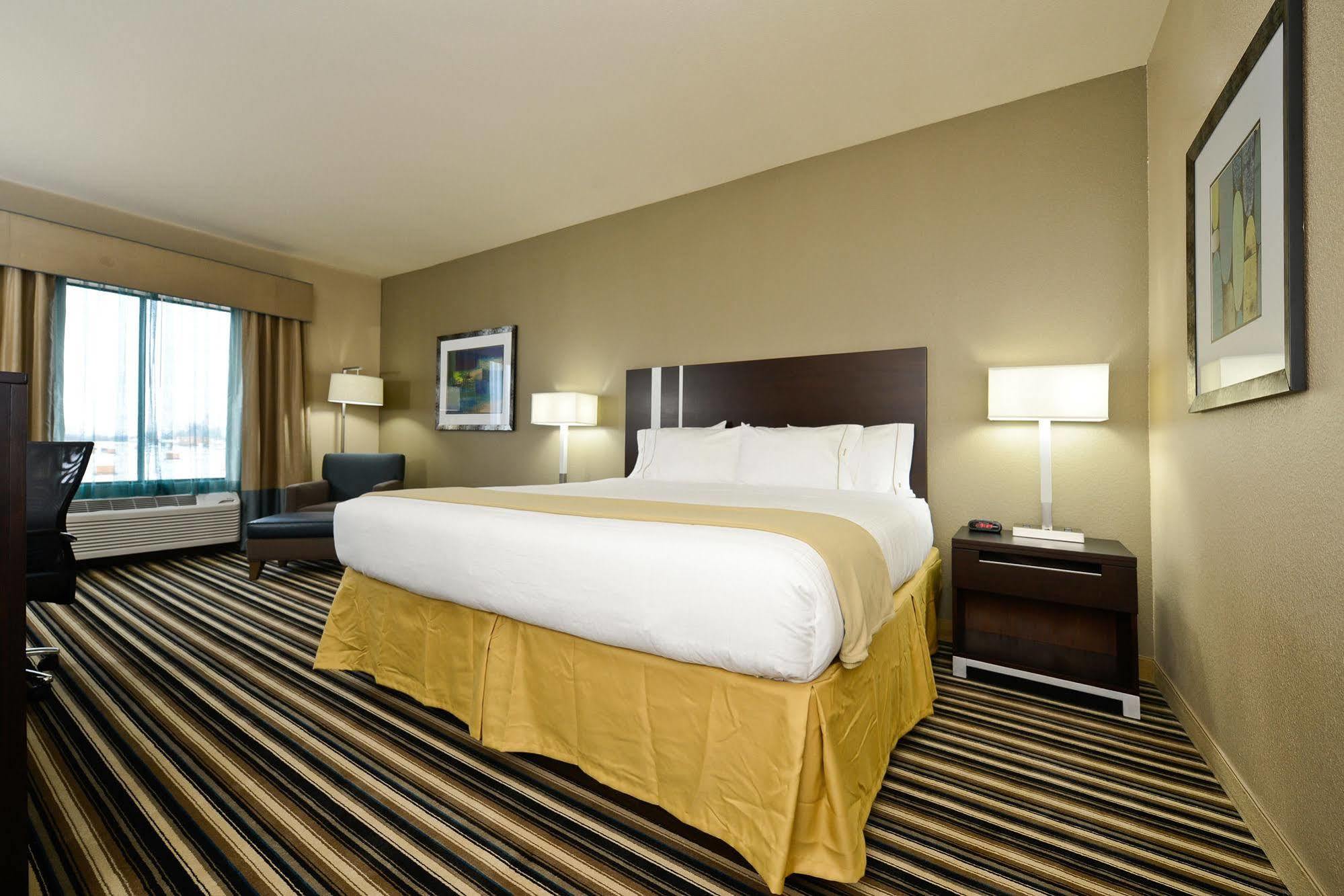 Holiday Inn Express & Suites Forrest City By Ihg Bagian luar foto
