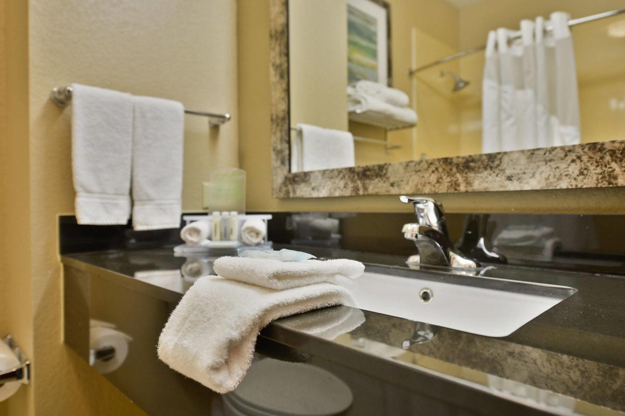 Holiday Inn Express & Suites Forrest City By Ihg Bagian luar foto