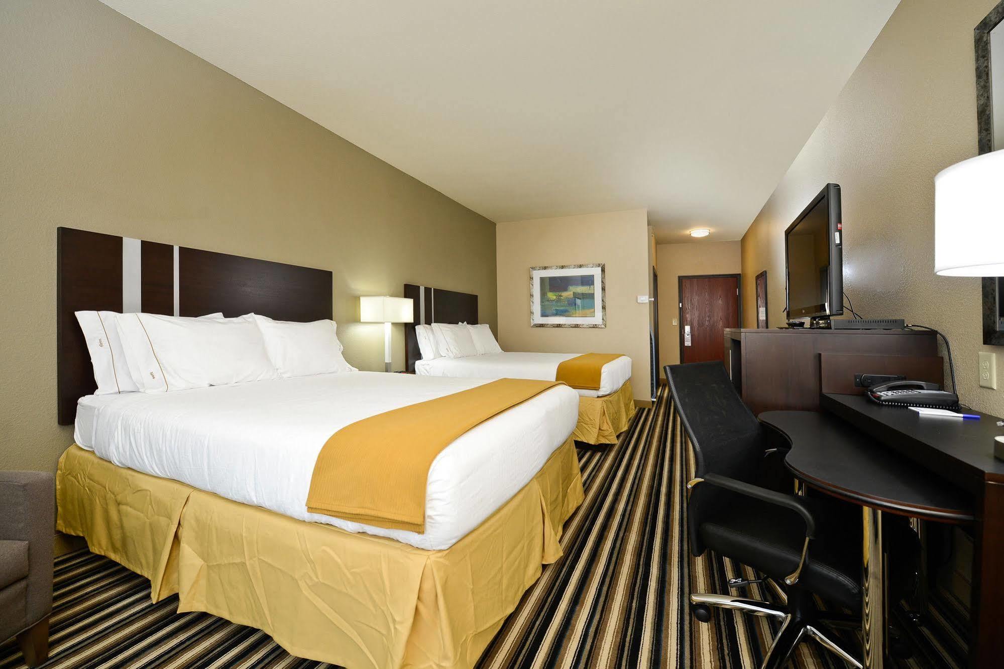 Holiday Inn Express & Suites Forrest City By Ihg Bagian luar foto